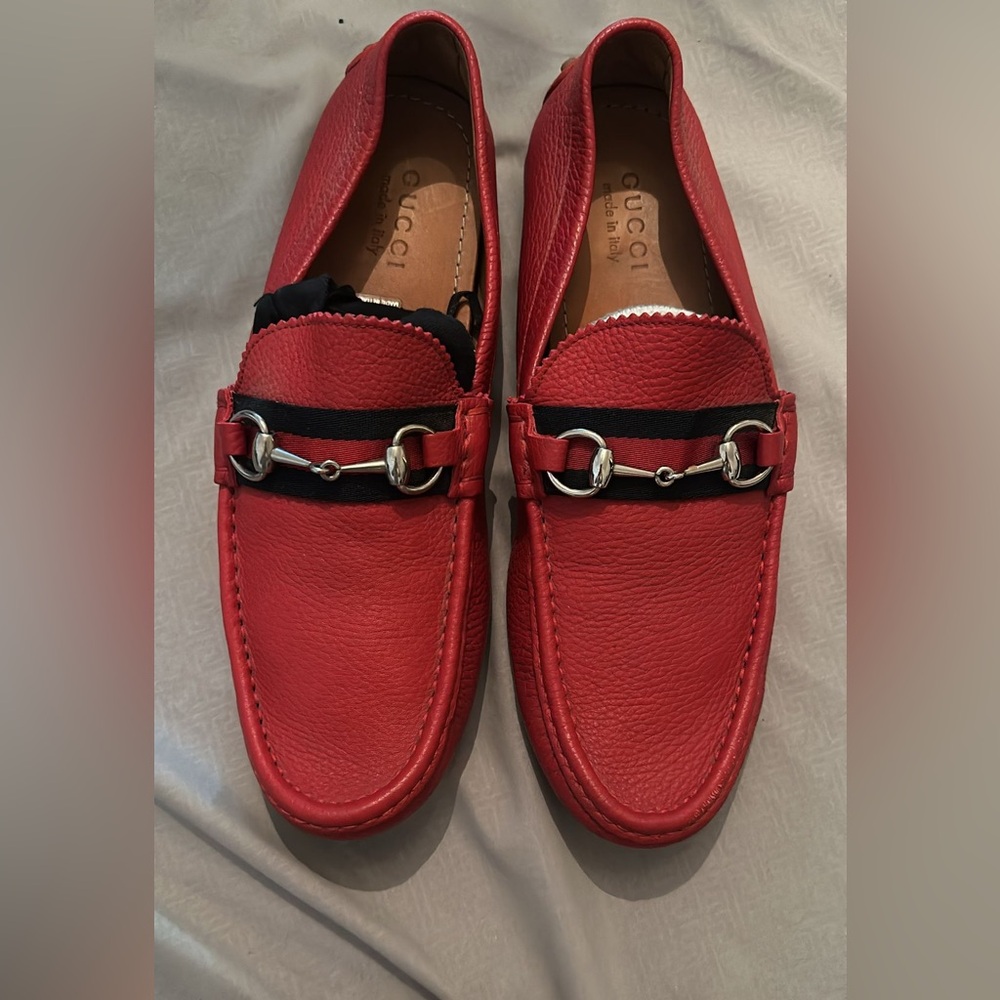 Gucci Men’s Red leather Horsebit loafers